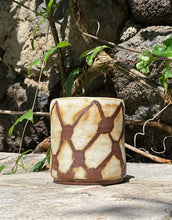 Load image into Gallery viewer, Kuffiyeh Cup no. 4