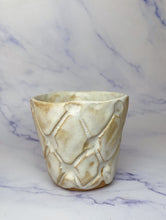 Load image into Gallery viewer, Kuffiyeh Cup no. 9