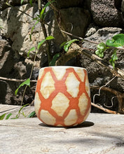 Load image into Gallery viewer, Kuffiyeh Cup no. 1