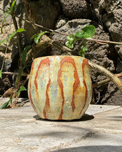 Load image into Gallery viewer, Kuffiyeh Cup no. 11