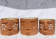 Load image into Gallery viewer, Medium Planter Friend I