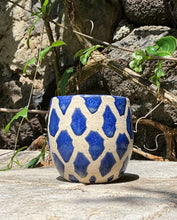 Load image into Gallery viewer, Kuffiyeh Cup no. 12