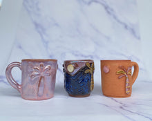 Load image into Gallery viewer, Golden ✧ Palm Mug