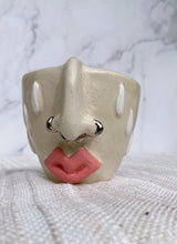 Load image into Gallery viewer, Schnoz Cup 03