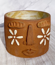 Load image into Gallery viewer, Large Planter Friend I
