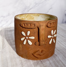 Load image into Gallery viewer, Medium Planter Friend I