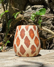 Load image into Gallery viewer, Kuffiyeh Cup no. 7