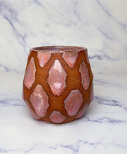 Load image into Gallery viewer, Kuffiyeh Cup no. 2