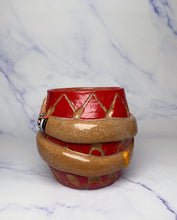 Load image into Gallery viewer, Asma Hug