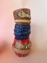 Load image into Gallery viewer, Tia Hug