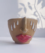 Load image into Gallery viewer, Golden Sofi