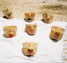 Load image into Gallery viewer, Golden Taji