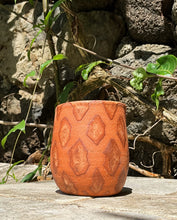 Load image into Gallery viewer, Kuffiyeh Cup no. 8

