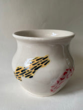 Load image into Gallery viewer, Tiger Dots Vase
