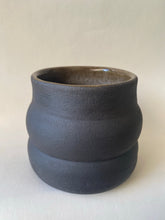Load image into Gallery viewer, Cacao Vase
